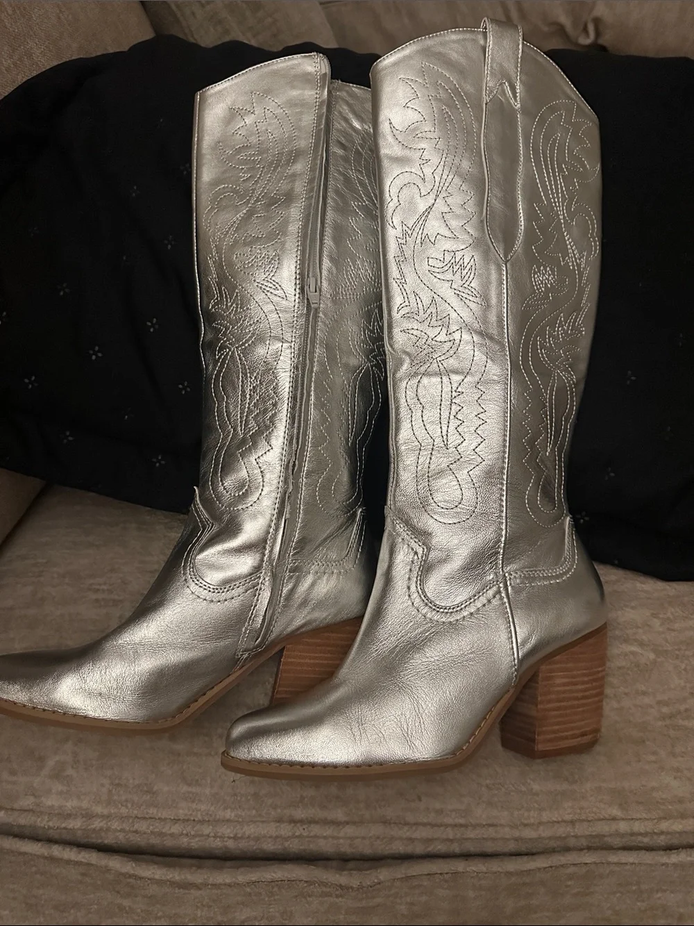 Gianni Bini Metallic Silver Women’s Knee-High Western Boots